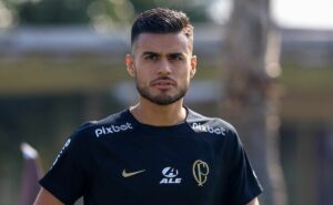 corinthians decide que não vai mais utilizar fausto vera para acertar sua saída