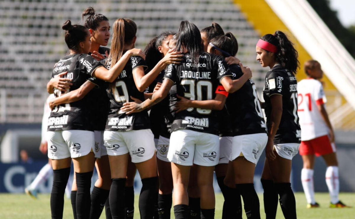 gigante no feminino, corinthians enfileira 20 jogos sem perder e busca recorde histórico