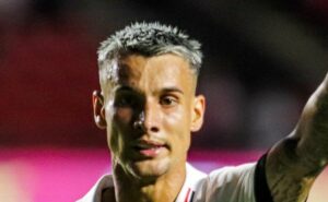 ferreirinha revela 'ajuda' de dorival por chegada ao são paulo: "ele me queria"