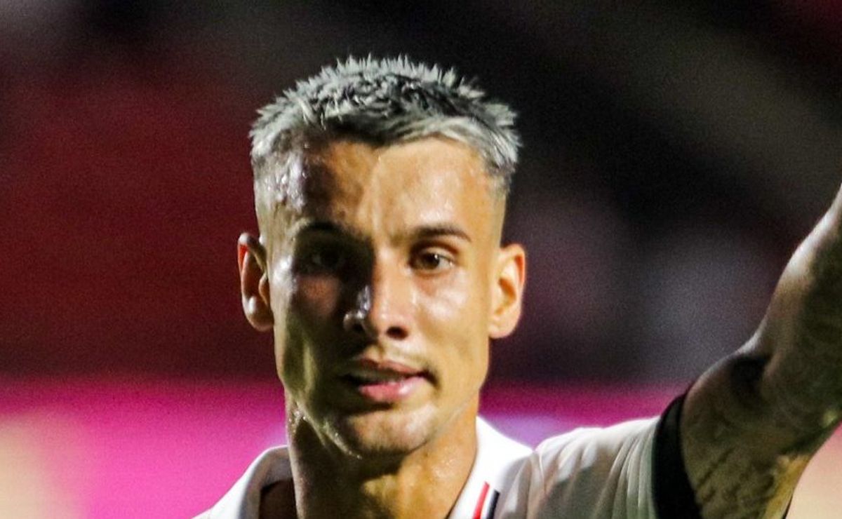 ferreirinha revela 'ajuda' de dorival por chegada ao são paulo: "ele me queria"