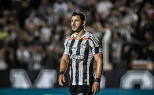 giuliano aponta culpado por má fase do santos na série b