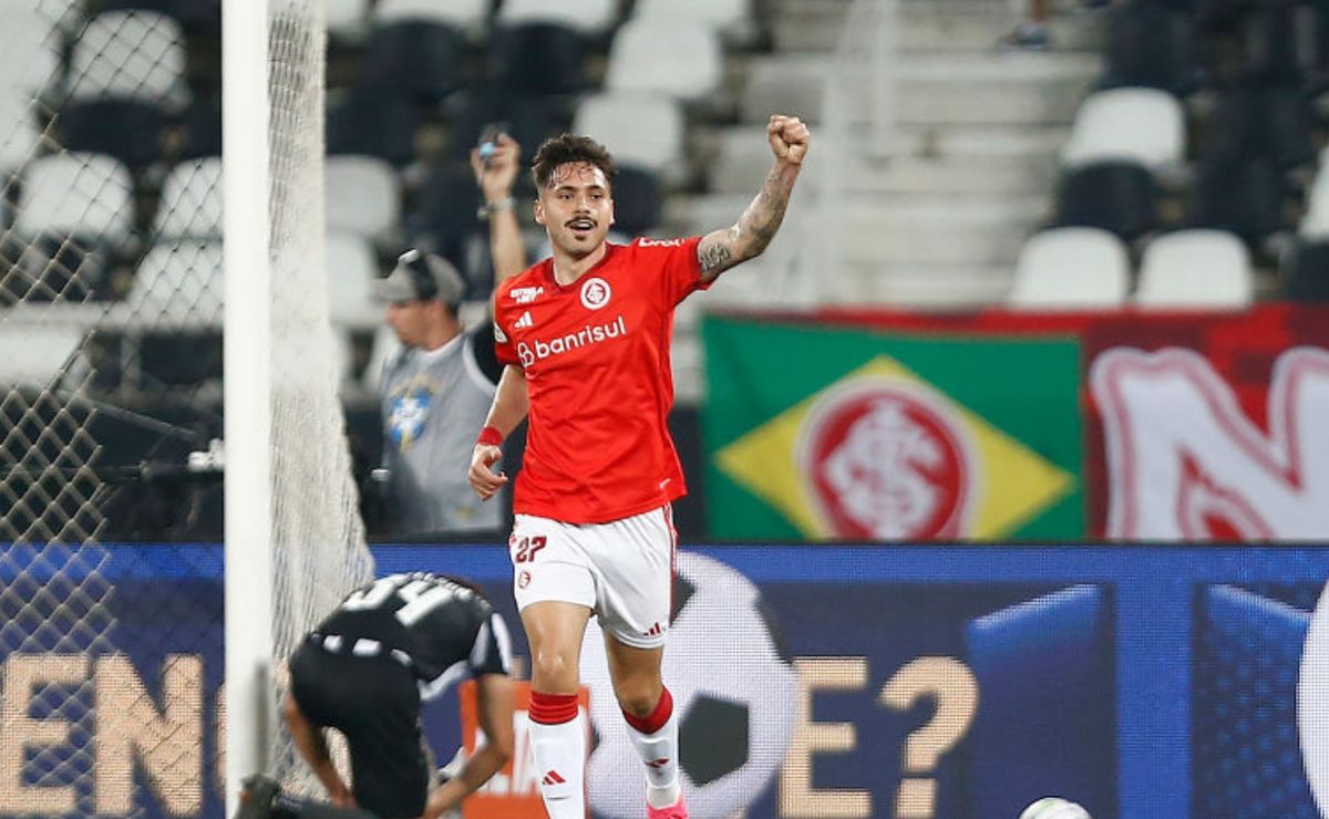 mauricio é titular no palmeiras? como o jogador se encaixaria no time de abel ferreira