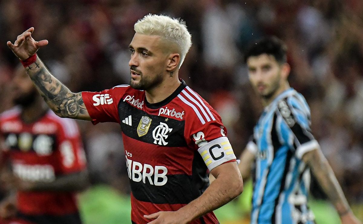 grêmio enfrentará o flamengo sem de la cruz, arrascaeta e + 3 jogadores pelo brasileirão