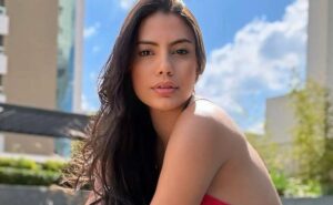 "É perfeito"; fernanda bande desabafa sobre aparência e nega semelhança com ex colega do bbb