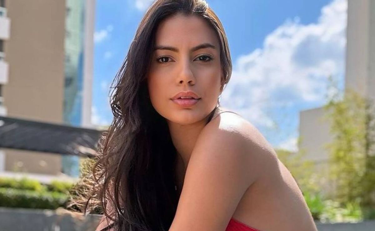 "É perfeito"; fernanda bande desabafa sobre aparência e nega semelhança com ex colega do bbb