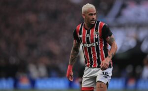 luciano diz que carlos miguel é promessa de goleiro após ser chamado de otário