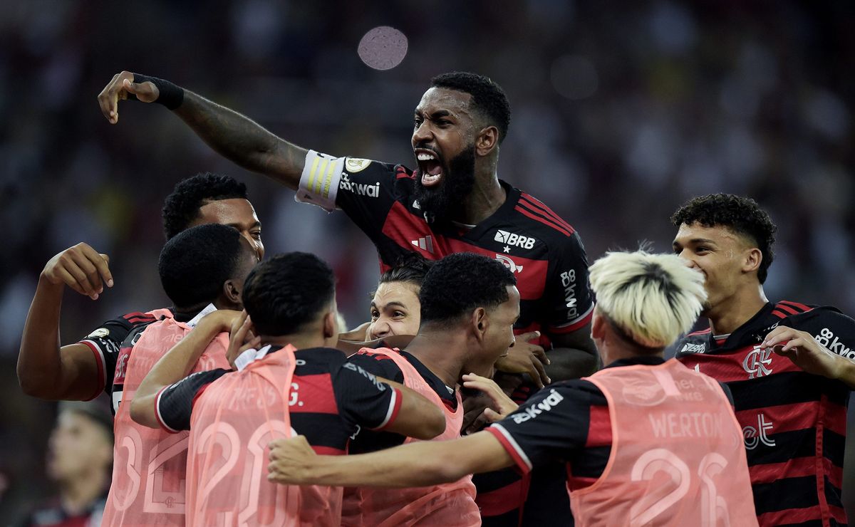 auxiliar de tite revela estratégia para flamengo vencer jogos nos minutos finais