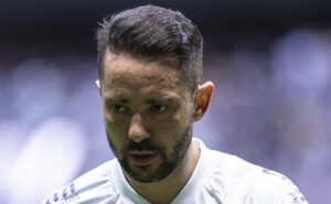 situação de everton ribeiro no bahia tem nova informação que chega ao flamengo