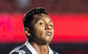 santos aguarda oferta oficial para liberar morelos ao junior barranquilla; veja detalhes