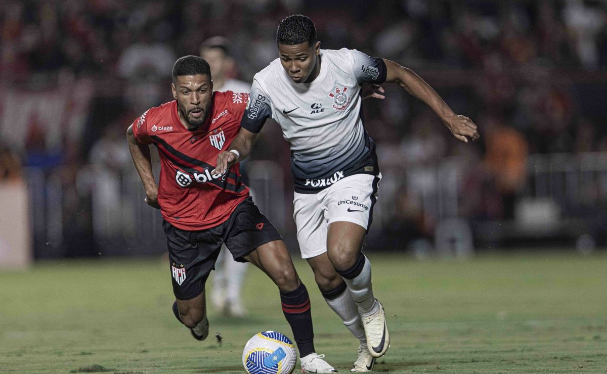 6 propostas chegaram na mesa do corinthians para vender wesley 