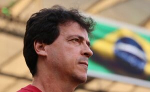 com a demissão do treinador, tricolor terá que desembolsar entre r$ 6 a 7 milhões de reais