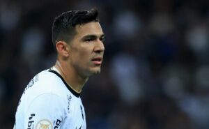 balbuena segue corinthians na copa américa e se preocupa com crise: "não vai ser fácil"