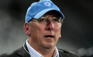 textor disputa com flamengo contratação de campeão da copa do mundo