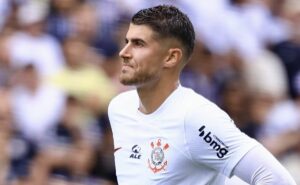 corinthians coloca pedro raul na lista de negociáveis da equipe pelo rendimento abaixo