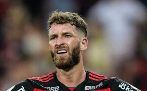 al nassr quer contratar léo pereira em julho e prepara oferta ao flamengo