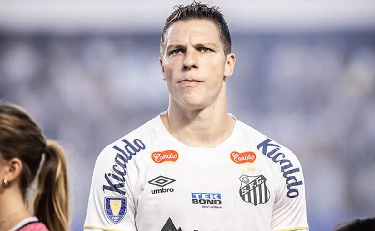 gol invalidado de furch divide opinião da torcida do santos; veja repercussão