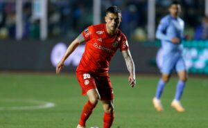 aránguiz negocia saída do internacional para antigo clube; diretoria se pronuncia