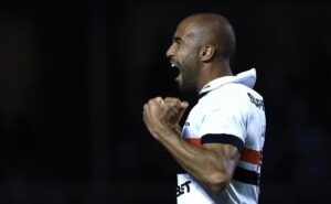 lucas moura tem aproveitamento regular desde que retornou ao são paulo; confira os números