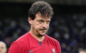diniz desabafa sobre ‘lanterna’ do fluminense e aborda possível demissão: “É um sentimento horroroso”