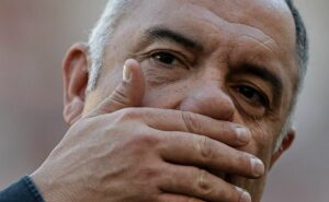 contrato até 2025: flamengo assina com atacante de 23 anos e nação se revolta com marcos braz