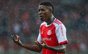 cerca de r$90 milhões: com possível venda de vitão ao west ham, inter fica mais próximo de alcançar meta de vendas