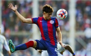 palmeiras: agustín giay chega para 'roubar' vaga de marcos rocha; como abel pode usar o novo reforço