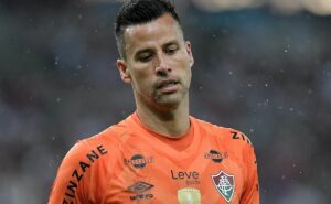 fábio é exposto por presidente do fluminense e recusa ao cruzeiro tem bastidores vazados: “muito maior”