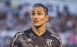 grêmio se acerta com vina e só aguada liberação do al hazem para assinar contrato