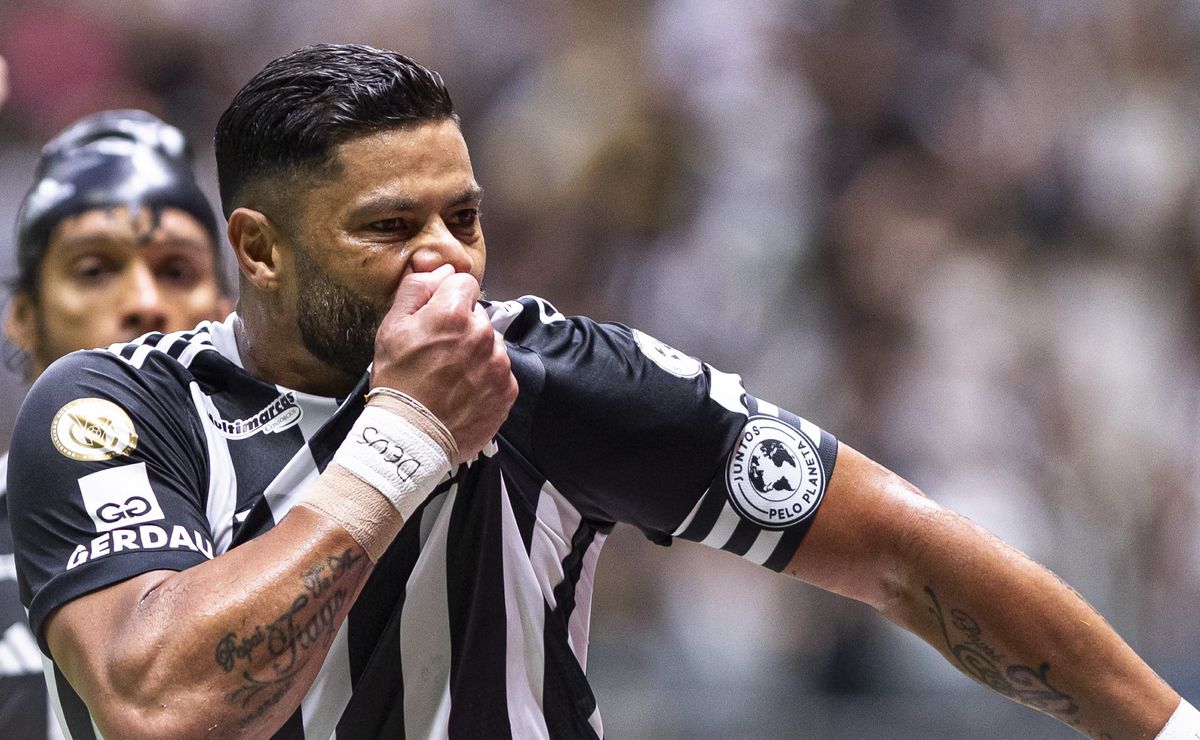 hulk se destaca como o principal artilheiro do galo na era dos pontos corridos,mas deixa campo sentindo incômodo