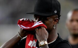 vinicius júnior deixa nação feliz e confirma que vai voltar para o flamengo: “vou, claro”