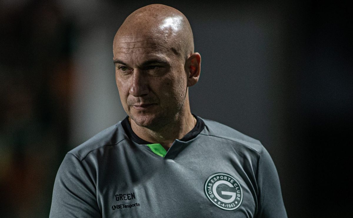 zanardi, técnico do goiás, elogia santos, mas faz ressalva: "tivemos a infelicidade do tadeu"