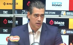 paulo bracks detalha trabalho para contratar reforço para o santos: “precisa ser rápido”