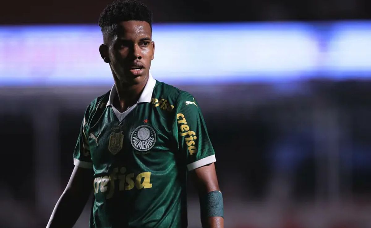 estêvão acaba substituído em vitória do palmeiras e torcida critica abel ferreira