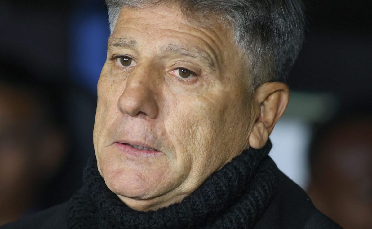 grêmio terá sequência de jogos itinerante e renato lamenta: “mesma equipe é impossível”