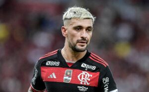 arrascaeta está prestes a superar guerrero na lista de maiores goleadores estrangeiros do brasileirão