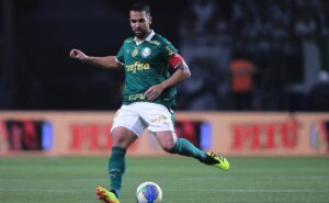 vasco pode lucrar com venda de jogador do palmeiras; entenda