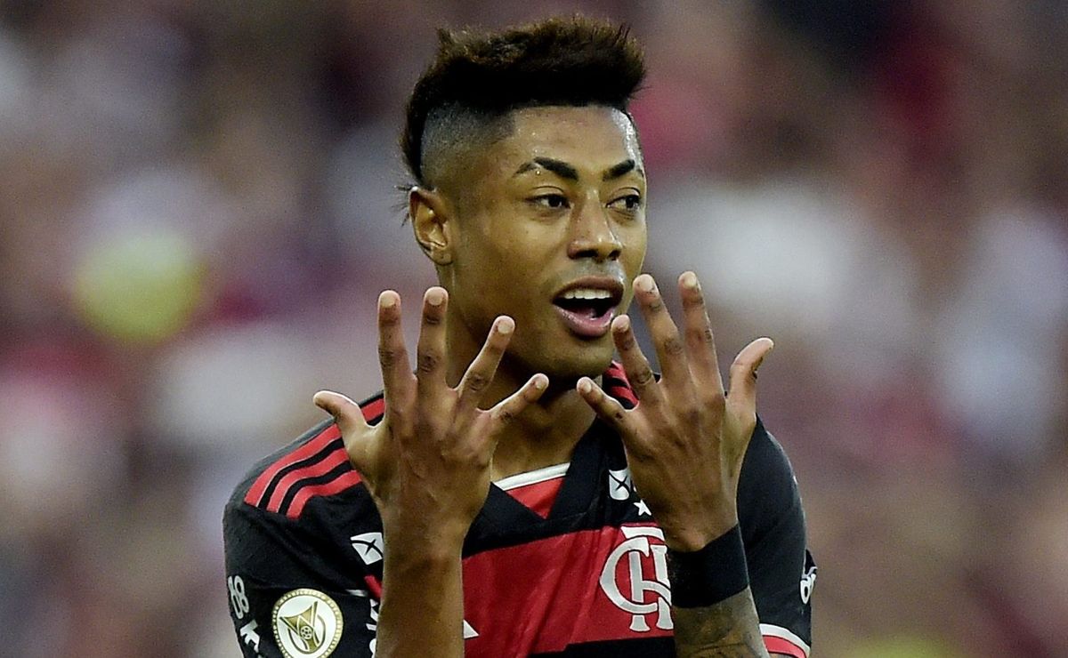 bruno henrique volta de lesão e tite decide utilizá lo em flamengo x cruzeiro