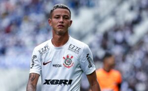 palmeiras está de olho em kayke, atacante do corinthians; segundo diretor de base