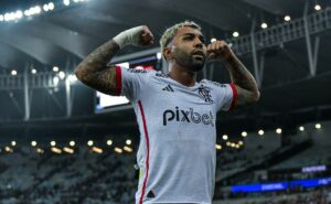 r$ 20 milhões: cruzeiro se aproxima de acerto com gabigol