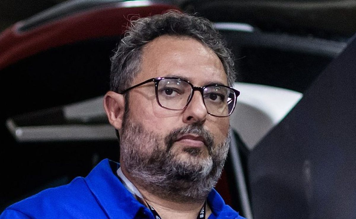 são paulo contata thiago mendes, mas alexandre mattos estreita relações para levar volante ao cruzeiro