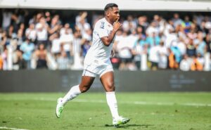 após polêmica contra o brusque, morelos perde espaço no santos