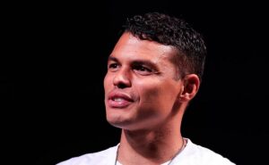 jogou com thiago silva: fluminense se interessa por meio campista de 32 anos