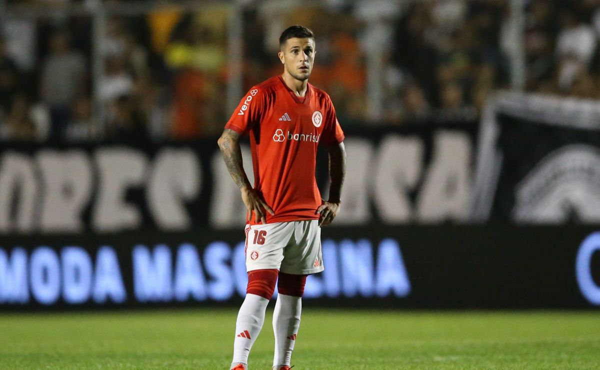 fernando e bustos desfalcam o internacional na próxima rodada do brasileirão