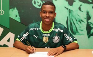 joia do palmeiras, estêvão foi oferecido ao gerente de base do corinthians em 2016