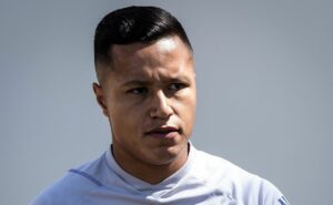 por indisciplina, pedrinho bh multa e pune marlon: "não vou permitir no cruzeiro"