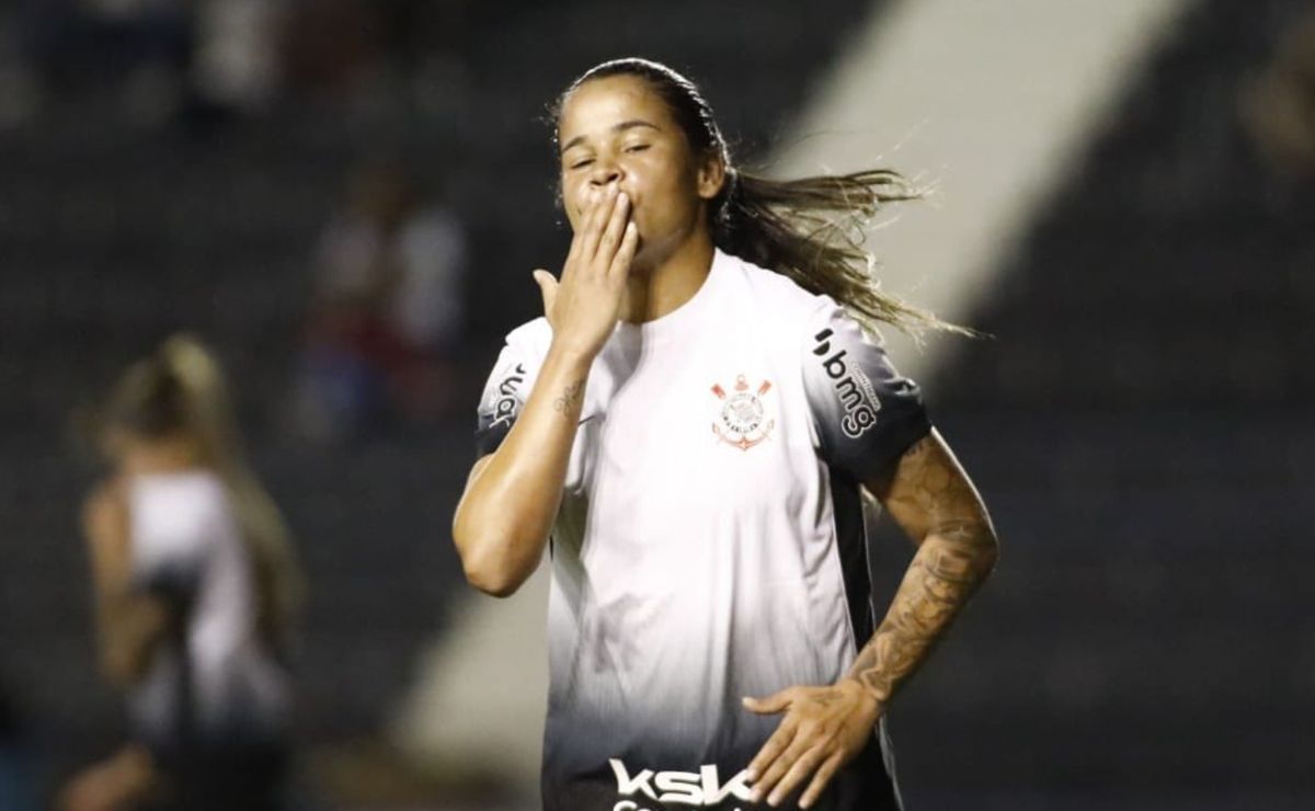 brasileirão feminino: corinthians dá show, goleia o bragantino e faz campanha invicta