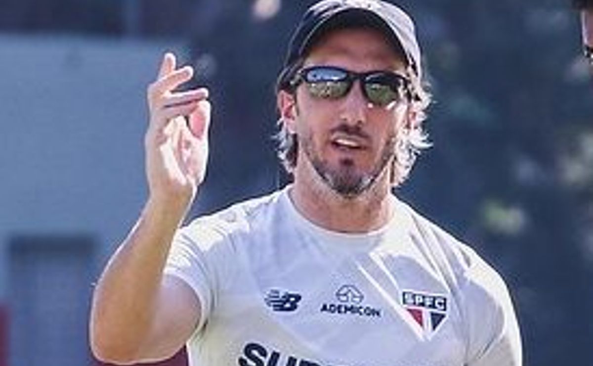 zubeldía traça estratégia e são paulo monta plano com crias de cotia; entenda