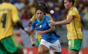 seleção brasileira: cristiane quebra o silêncio e pede respeito por veteranas: "só por nome"