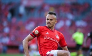 renê desafaba sobre vaias da torcida do inter: "Às vezes pega pesado"