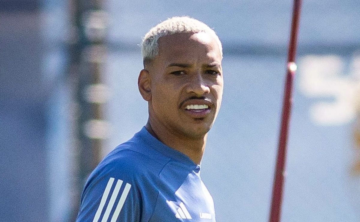 matheus pereira é o 1º jogador do cruzeiro, desde everton ribeiro, a dar 10 ou mais assistências na temporada